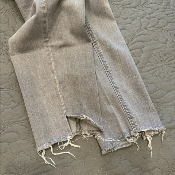 Silver Jeans Light Gray Straight Leg Denim - Picture 6 of 6